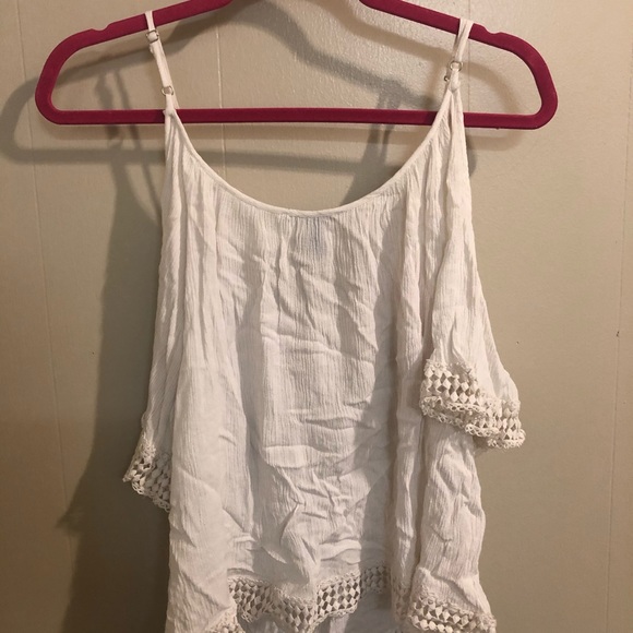 Shoulder cut out white flowy top - Picture 3 of 3